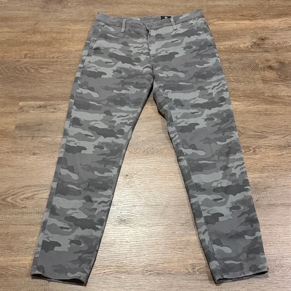 AG Adriano Goldschmied The Caden Camo Stretch Twill Pants - Picture 2 of 10
